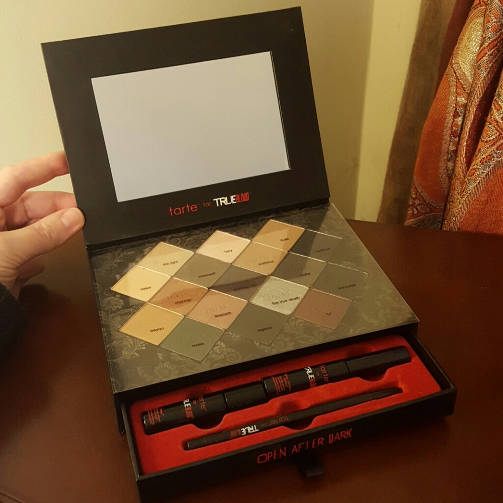True Blood Tarte Collectors Pallette Complete Set